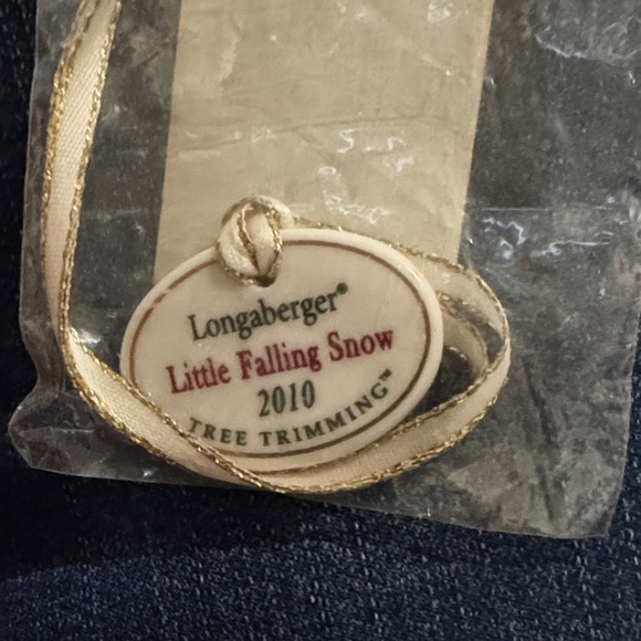 Longaberger Red and Tan Snowflake Basket - Picture 4 of 5